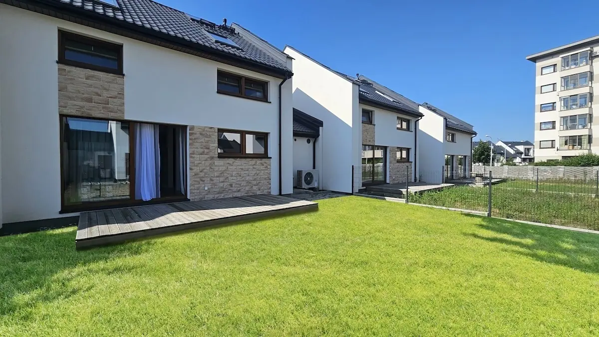 Villa Campina Ożarów Maz (1)