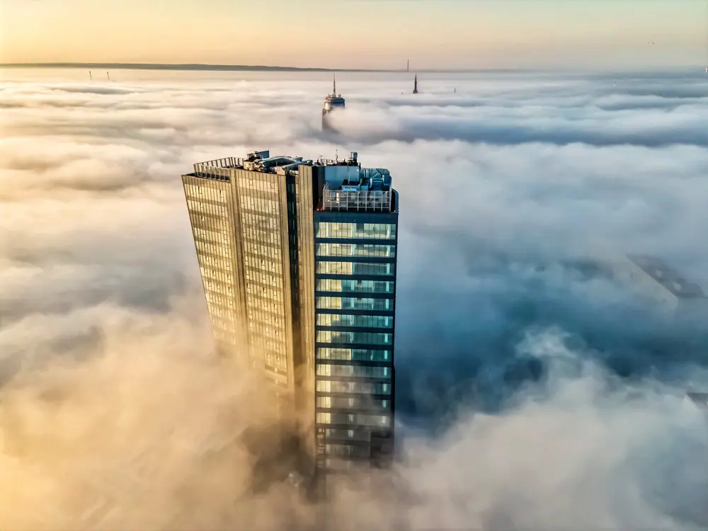 Hanza-Tower-Szczecin-(2)